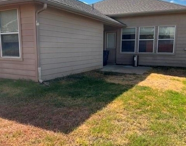 12513 Viewpoint Lane - Photo Thumbnail 11