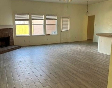12513 Viewpoint Lane - Photo Thumbnail 1