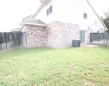 1905 Nest Place - Photo Thumbnail 20