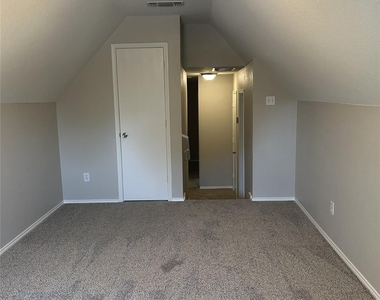 1905 Nest Place - Photo Thumbnail 18