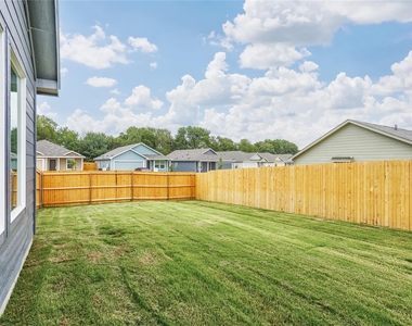 727 Ginkgo Way - Photo Thumbnail 13