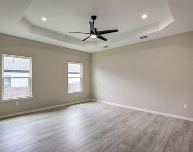 5116 Bonnell Avenue - Photo Thumbnail 18