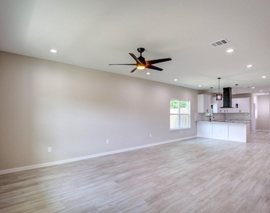 5116 Bonnell Avenue - Photo Thumbnail 17