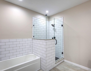 5116 Bonnell Avenue - Photo Thumbnail 23