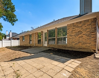 517 Saddlebrook Drive - Photo Thumbnail 22