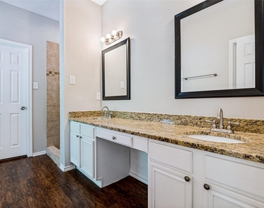 517 Saddlebrook Drive - Photo Thumbnail 19