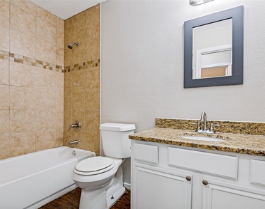 517 Saddlebrook Drive - Photo Thumbnail 16