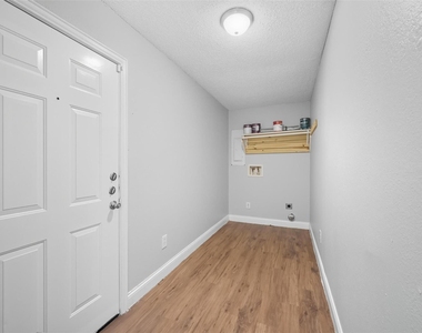 1166 N Business 78 Highway - Photo Thumbnail 13