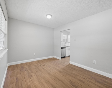 1166 N Business 78 Highway - Photo Thumbnail 5