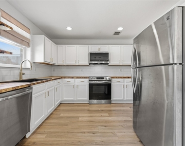 1725 Trego Drive - Photo Thumbnail 11