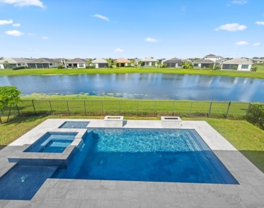 5597 Liberty Lane - Photo Thumbnail 10