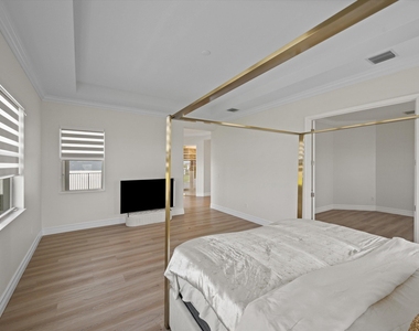 5597 Liberty Lane - Photo Thumbnail 31