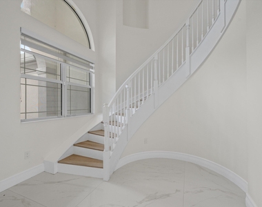 5597 Liberty Lane - Photo Thumbnail 13