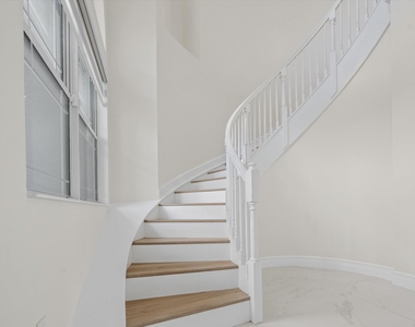 5597 Liberty Lane - Photo Thumbnail 14