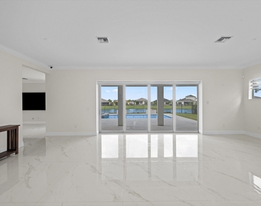 5597 Liberty Lane - Photo Thumbnail 25