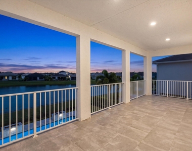 5597 Liberty Lane - Photo Thumbnail 3