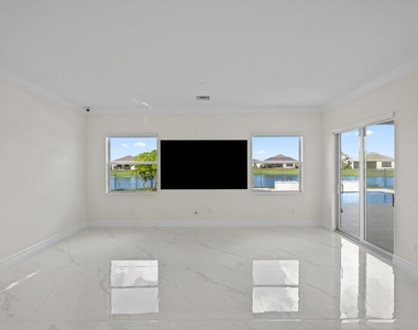 5597 Liberty Lane - Photo Thumbnail 23