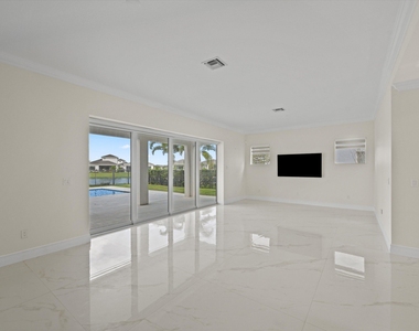 5597 Liberty Lane - Photo Thumbnail 24