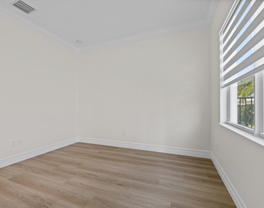 5597 Liberty Lane - Photo Thumbnail 41