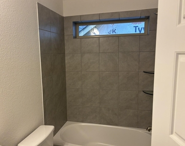 2417 Blackwell Street - Photo Thumbnail 15
