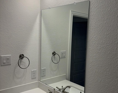 2417 Blackwell Street - Photo Thumbnail 16