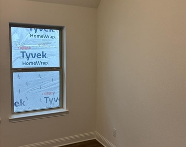 2417 Blackwell Street - Photo Thumbnail 20