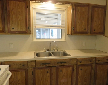 725 W Bullock Street - Photo Thumbnail 12