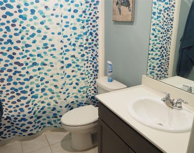 401 Wilson Way - Photo Thumbnail 27