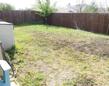 401 Wilson Way - Photo Thumbnail 29