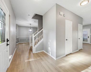 753 Summerfield Drive - Photo Thumbnail 7