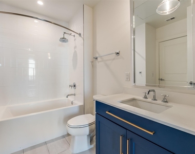 3611 Congress Avenue - Photo Thumbnail 15