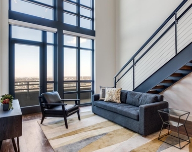 3611 Congress Avenue - Photo Thumbnail 3