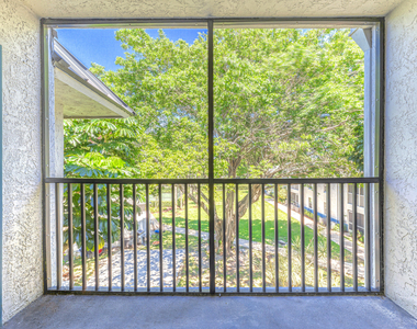 230 Se 10th Street - Photo Thumbnail 22