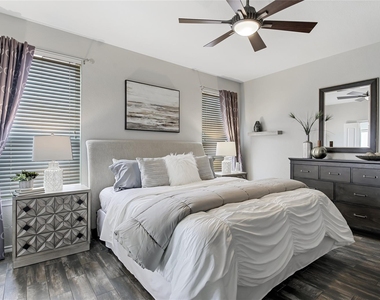 1708 Cole Lane - Photo Thumbnail 12
