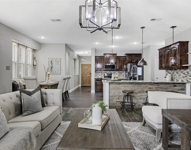 1708 Cole Lane - Photo Thumbnail 11