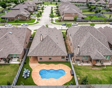 1708 Cole Lane - Photo Thumbnail 1