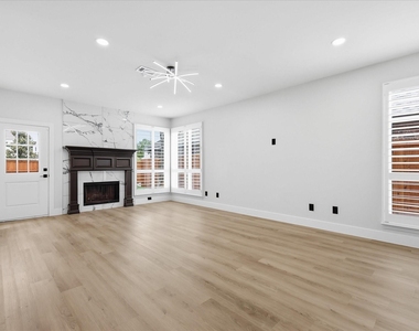 652 Allen Road - Photo Thumbnail 6