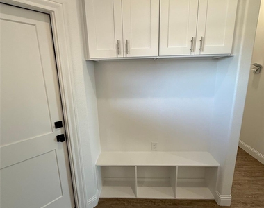316 Woodstock Lane - Photo Thumbnail 1