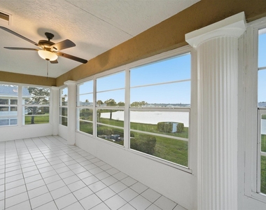 428 Grove Isle Circle - Photo Thumbnail 12