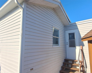5362 Se 65th Avenue - Photo Thumbnail 19