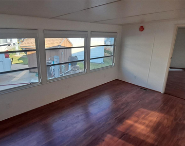 5362 Se 65th Avenue - Photo Thumbnail 17