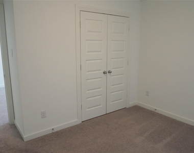 5009 Shadetree Street - Photo Thumbnail 34