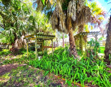 6707 Coquina Avenue - Photo Thumbnail 32
