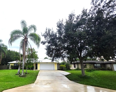 6707 Coquina Avenue - Photo Thumbnail 1