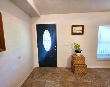 6707 Coquina Avenue - Photo Thumbnail 2