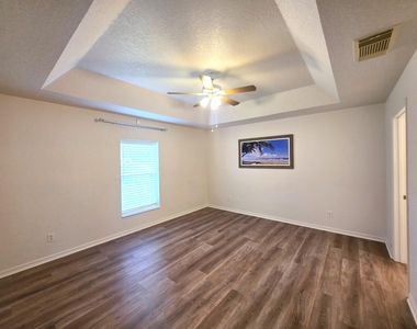 6707 Coquina Avenue - Photo Thumbnail 17