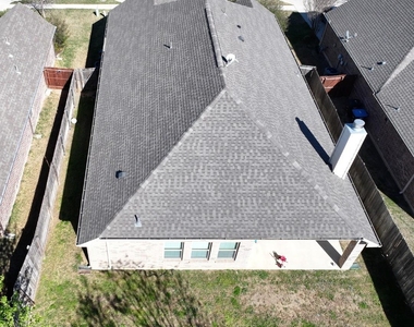 7421 Innisbrook Lane - Photo Thumbnail 7