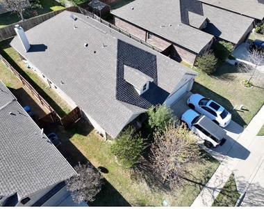7421 Innisbrook Lane - Photo Thumbnail 8