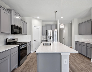841 Blackhorse Trail - Photo Thumbnail 16