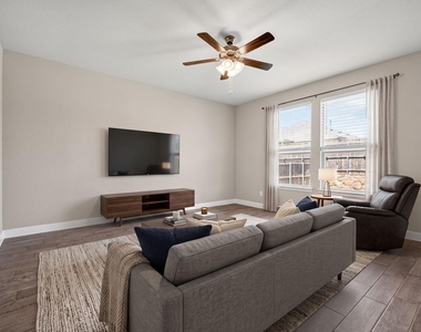 841 Blackhorse Trail - Photo Thumbnail 11